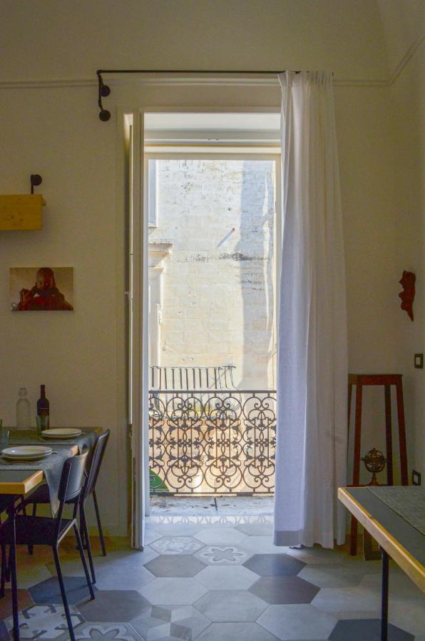 Le Tracce Bed & Breakfast Lecce Exterior photo